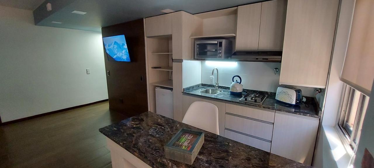 Departamento con cochera muy bien ubicado en Ciudad Mendoza Exterior foto