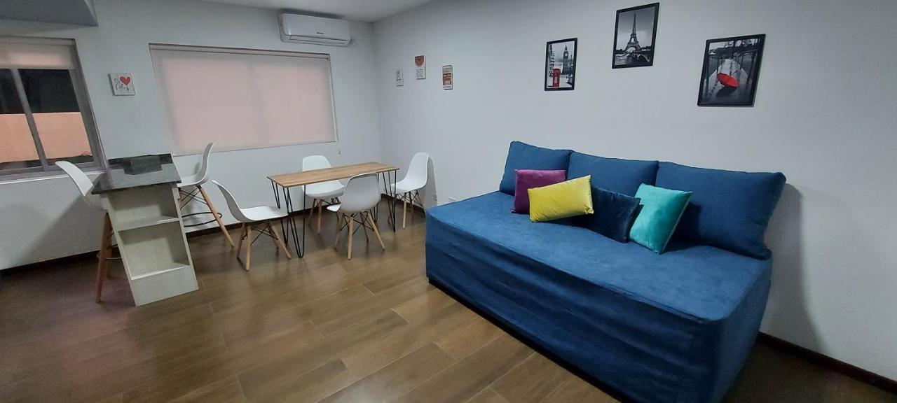 Departamento con cochera muy bien ubicado en Ciudad Mendoza Exterior foto