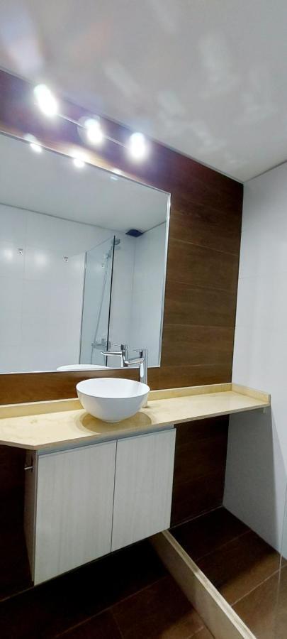 Departamento con cochera muy bien ubicado en Ciudad Mendoza Exterior foto